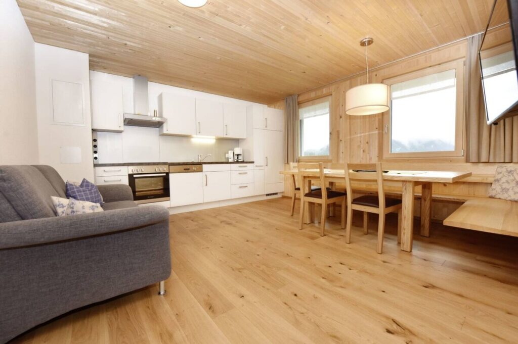 Wohnküche mit Essecke